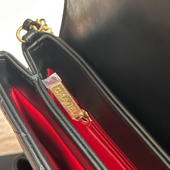 Chanel black Enchained clutch bag brand new condition - Picture 7 of 14